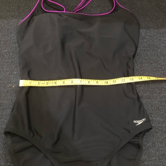 Speedo Black & Purple Lining Padded One Piece Swimsuit Size 18 - Picture 8 of 8